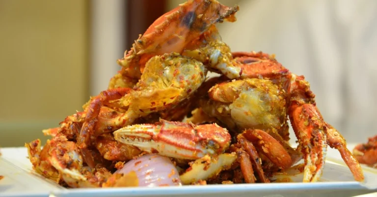 Boil Dungeness crab